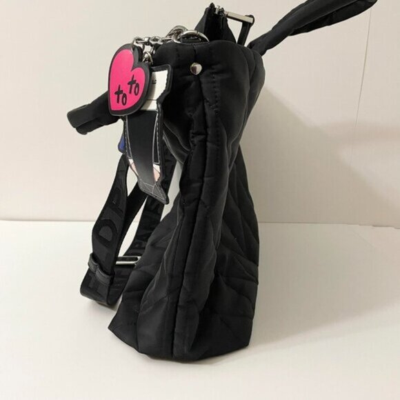 Karl Lagerfeld Paris Womens Voyage Tote Bag with Charms - Picture 10 of 16